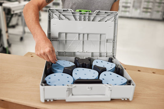 Festool Systainer³ Schleifmittel-Set Granat D125 offen mit 100 Schleifscheiben in fünf Körnungen sortiert in Fächern